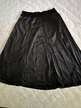 Flared Nylon Black Half Slip